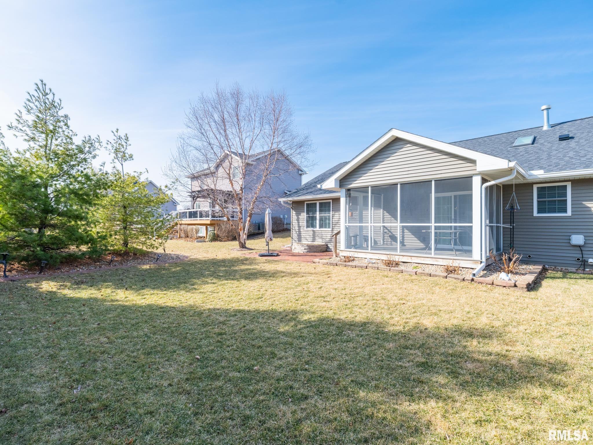 1302 Mitchell Street Washington, IL 61571 - Photo 7 of 59