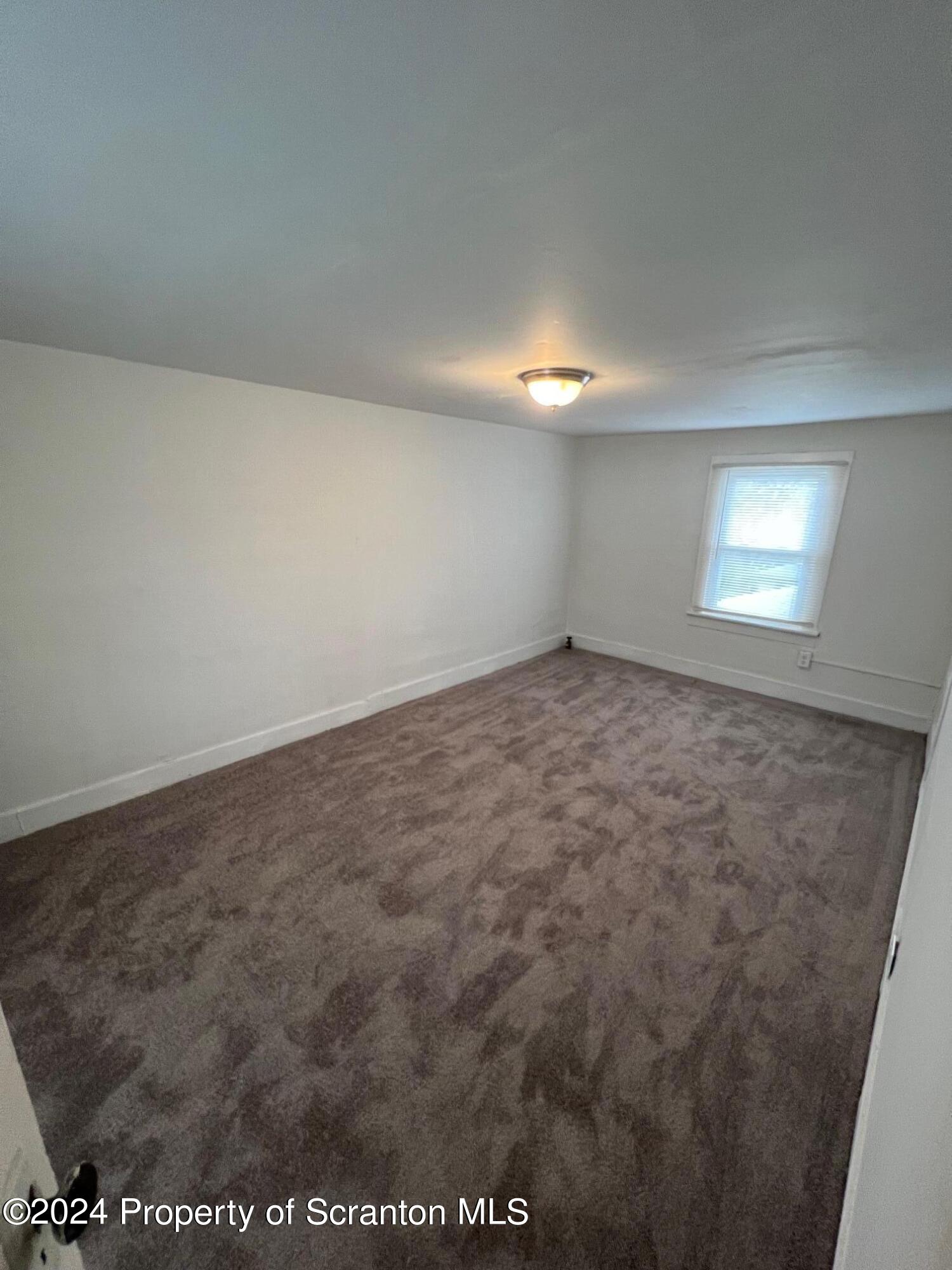 431 4th Avenue Scranton, PA 18505 - Photo 15 of 26