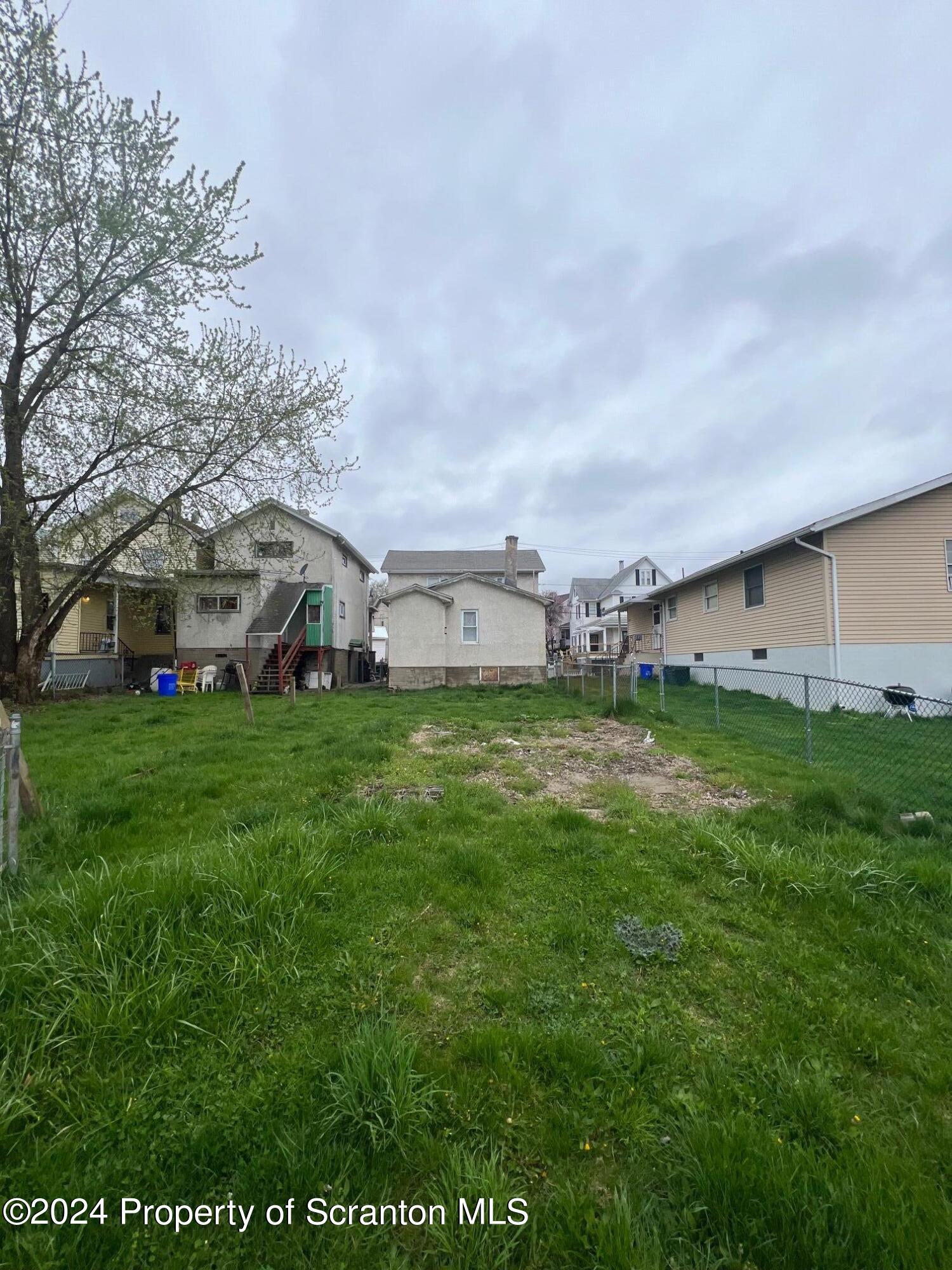 431 4th Avenue Scranton, PA 18505 - Photo 22 of 26