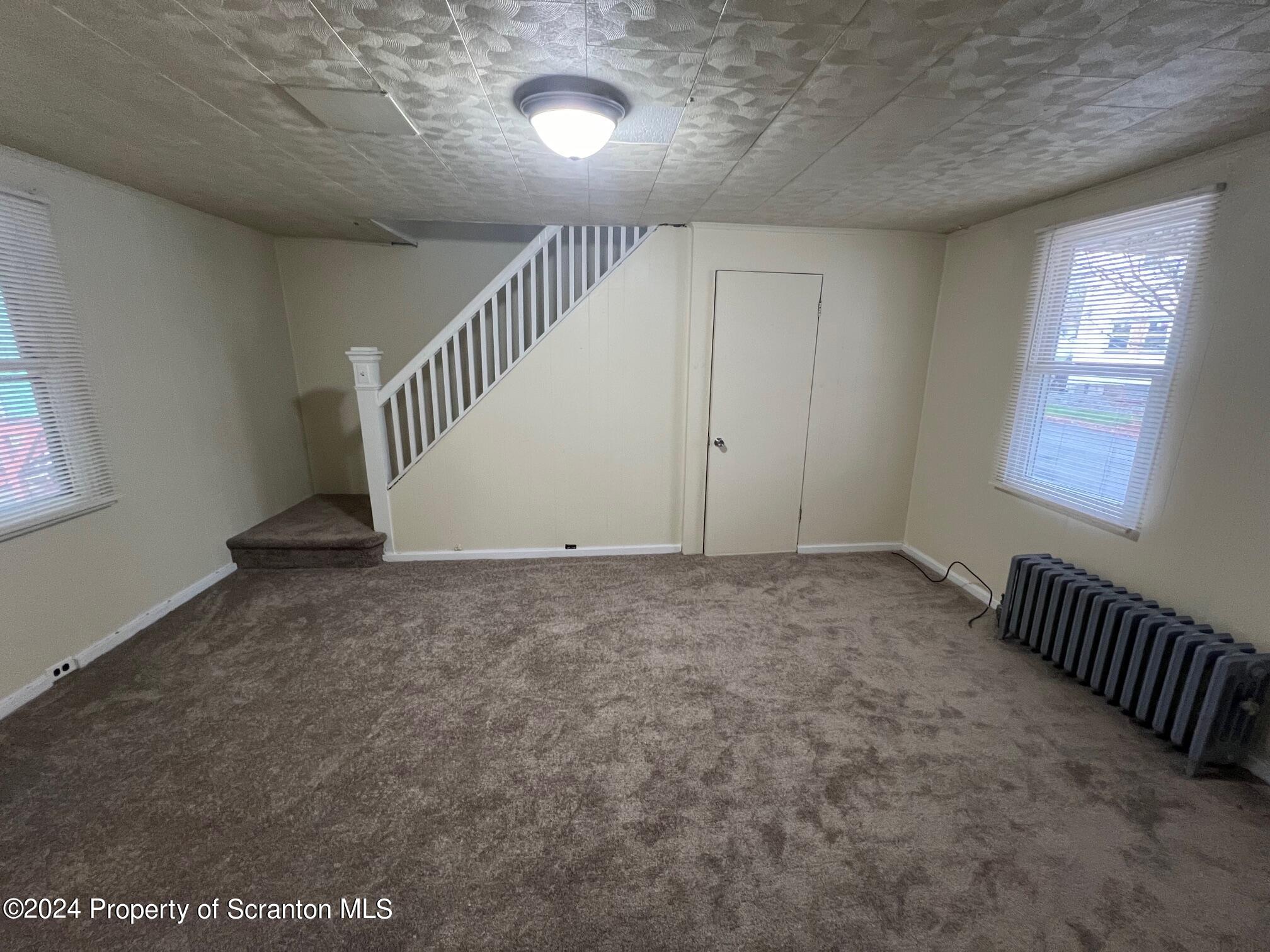 431 4th Avenue Scranton, PA 18505 - Photo 9 of 26