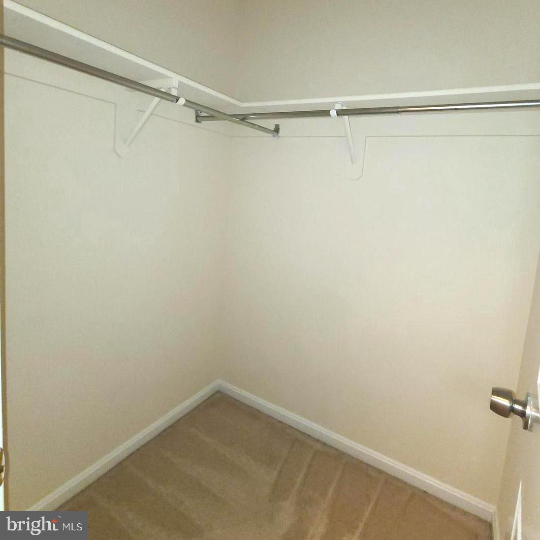 2037 South Glebe Road Arlington, VA 22206 - Photo 15 of 30