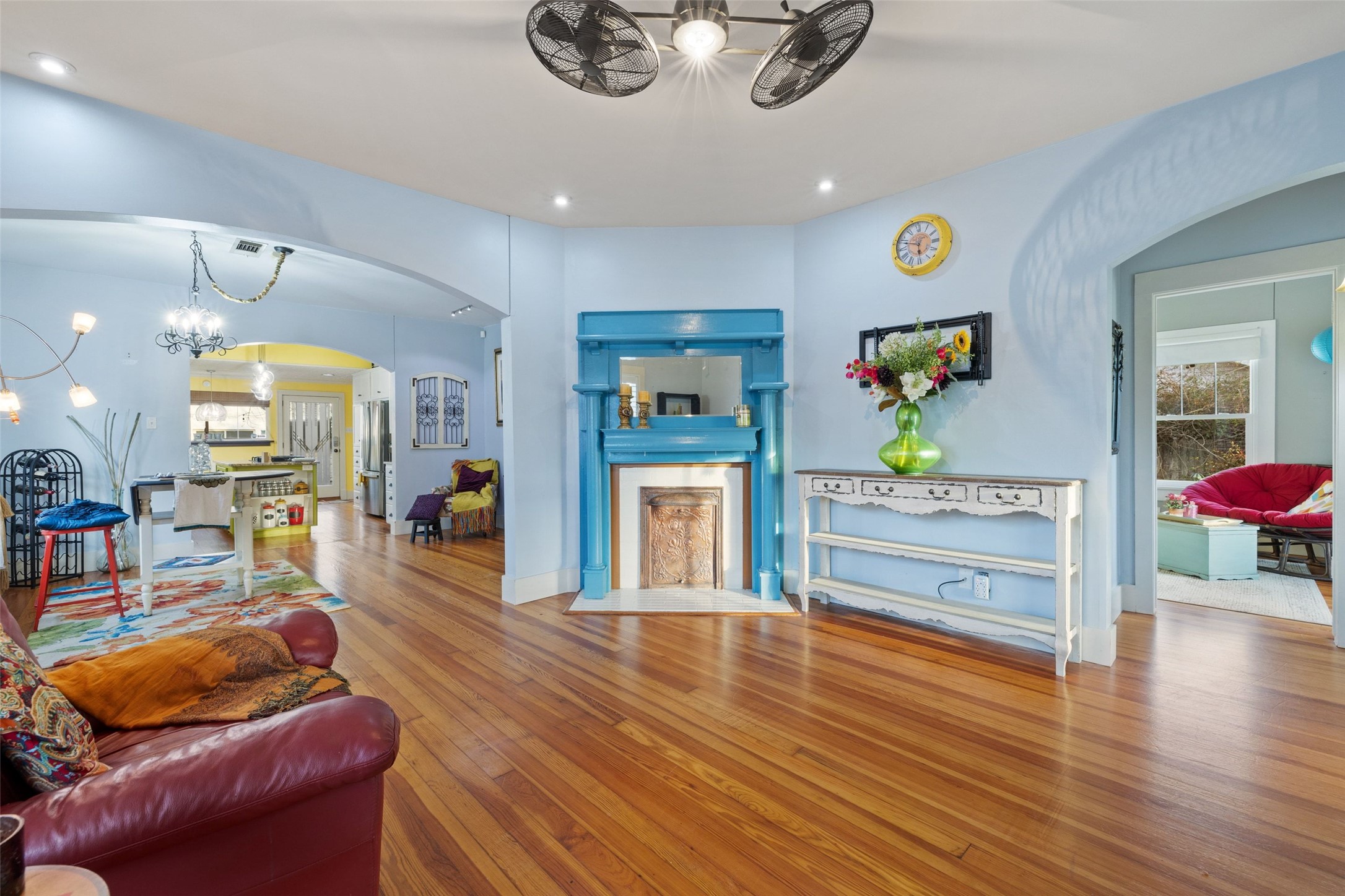 1507 South Church Street Georgetown, TX 78626 - Photo 13 of 40 a living room with furniture and a wooden floor