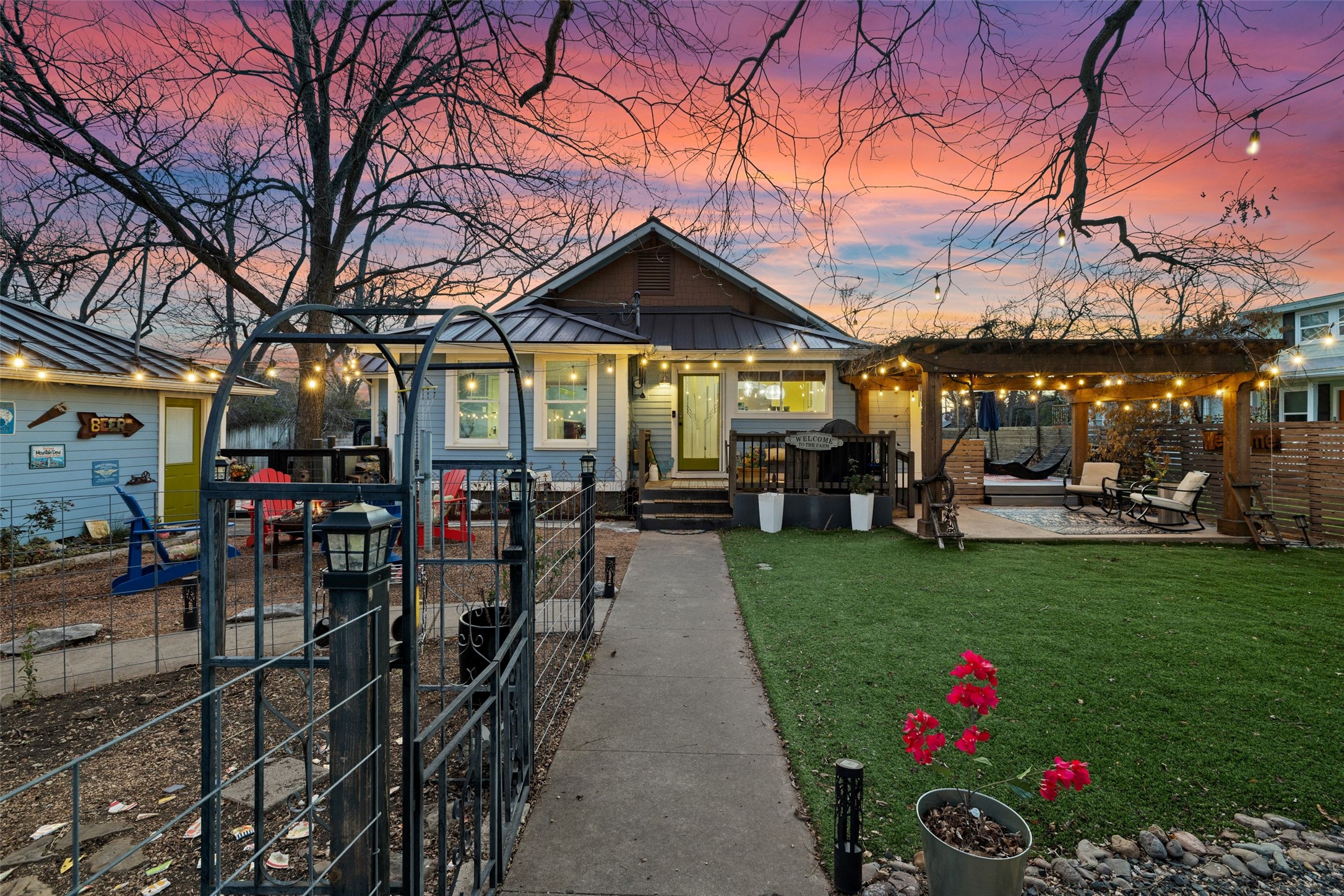 1507 South Church Street Georgetown, TX 78626 - Photo 33 of 40 a view of a house with a backyard
