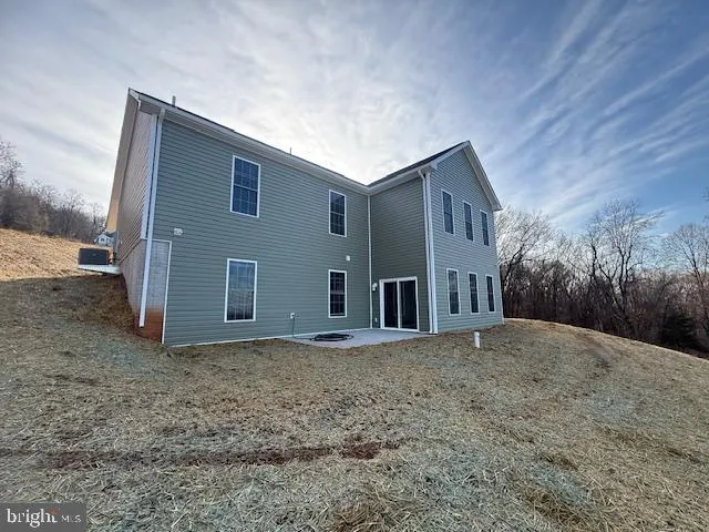 $3,200 | 1370 Elm Street, Front Royal, VA 22630