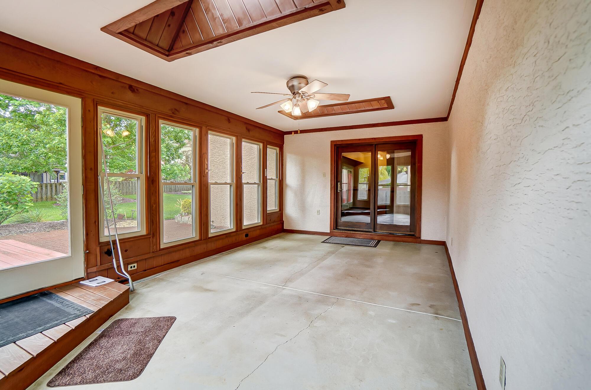 633 Olde North Church Road Westerville, OH 43081 - Photo 40 of 42 040
