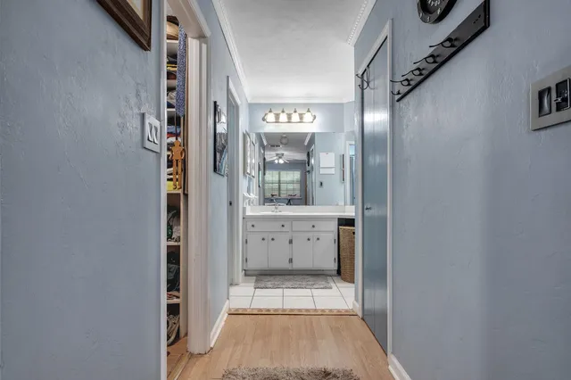 $289,900 | 256 Starmount Drive, Tallahassee, FL 32312