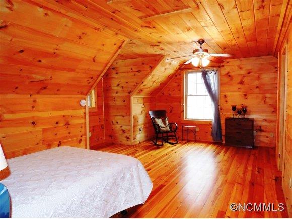 135 Crow Rd Lake Lake Lure, NC 28746 - Photo 8 of 24 Gallery Image 8