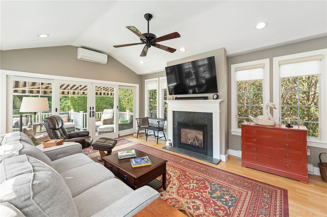 8 Standish Road Bellingham, MA 02019 - Photo 3 of 21 Gallery Image 3