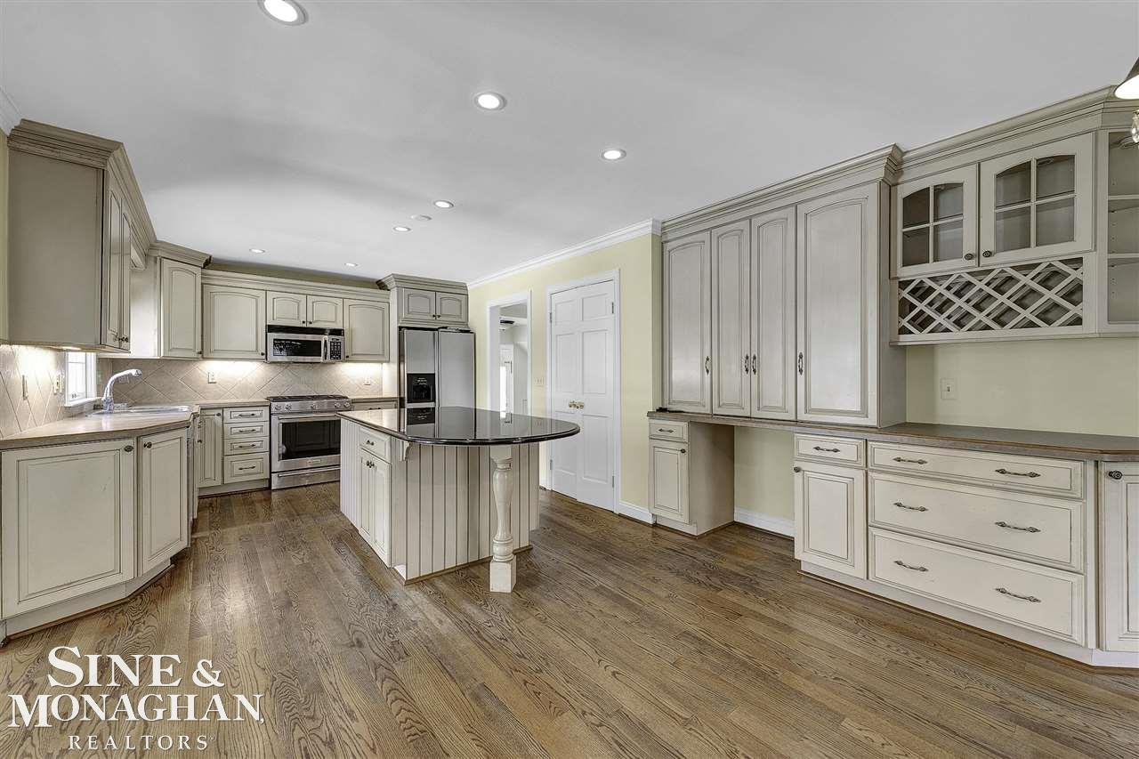 308 Kerby Road Grosse Pointe Farms, MI 48236 - Photo 6 of 32