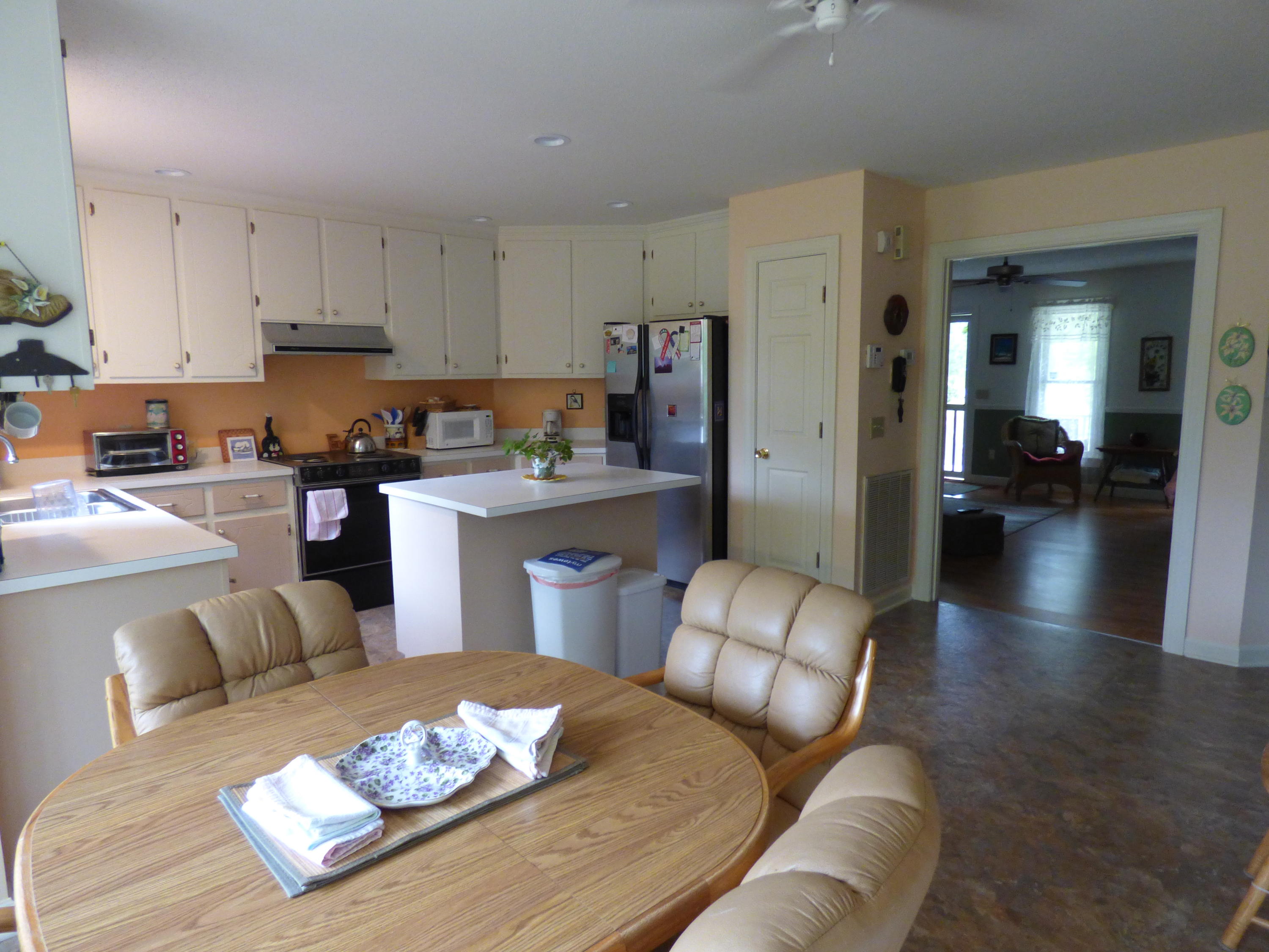 961 Line Road Cameron, NC 28326 - Photo 8 of 21 018