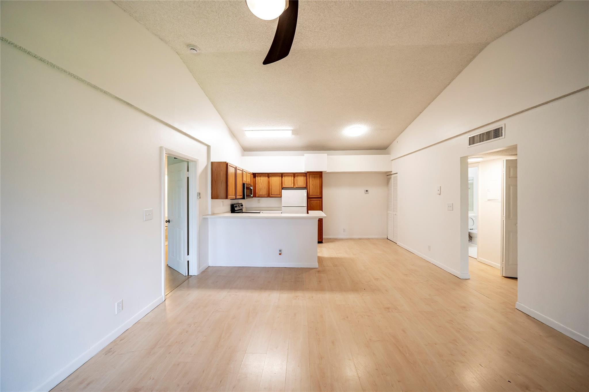 721 Lyons Road, Unit 15208 Coconut Creek, FL 33063 - Photo 3 of 27 Photo 3