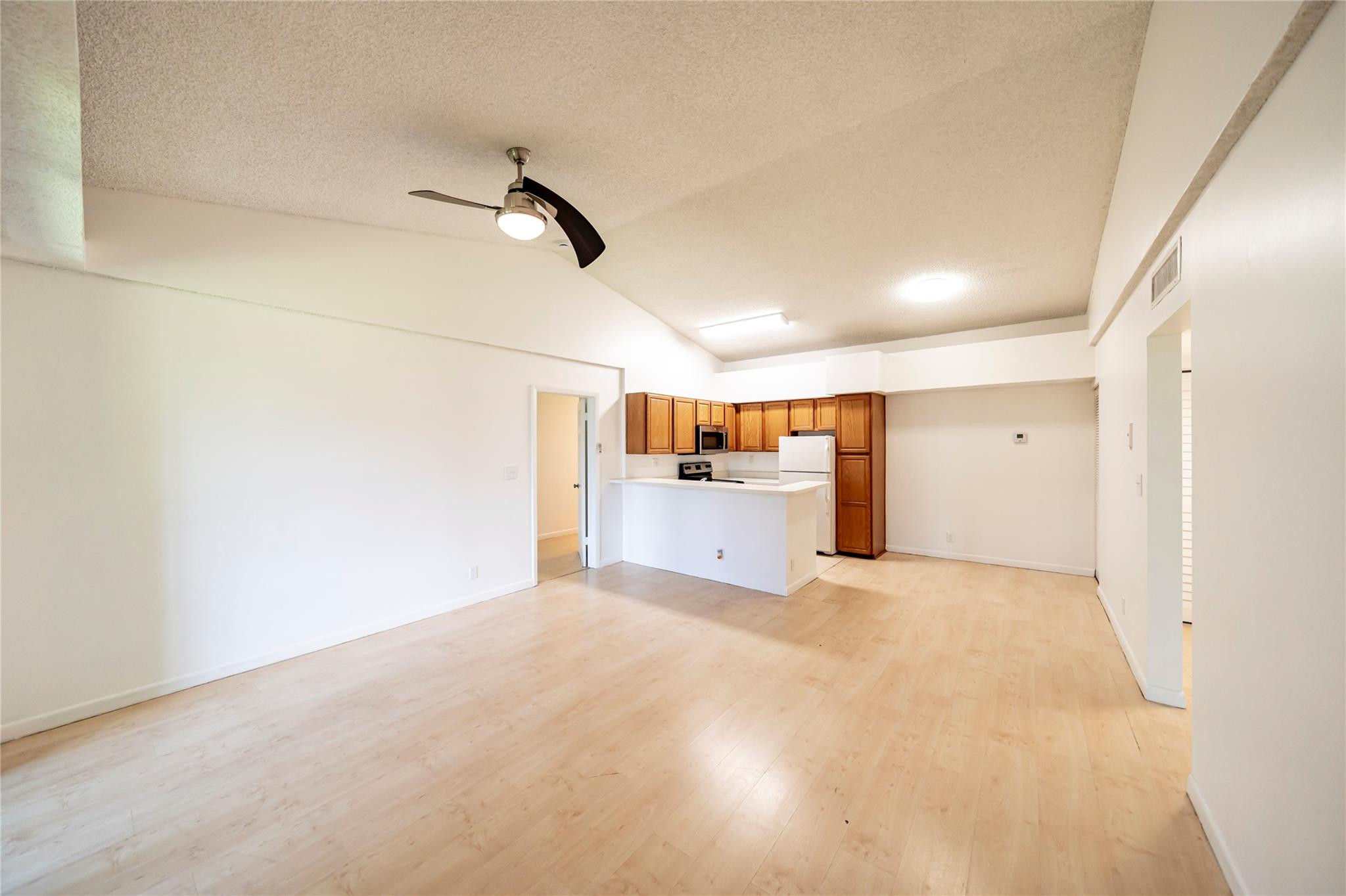 721 Lyons Road, Unit 15208 Coconut Creek, FL 33063 - Photo 4 of 27 Photo 4