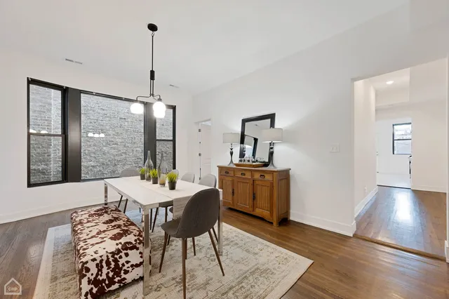 $2,695 | 4351 South King Drive, Unit 2, Chicago, IL 60653