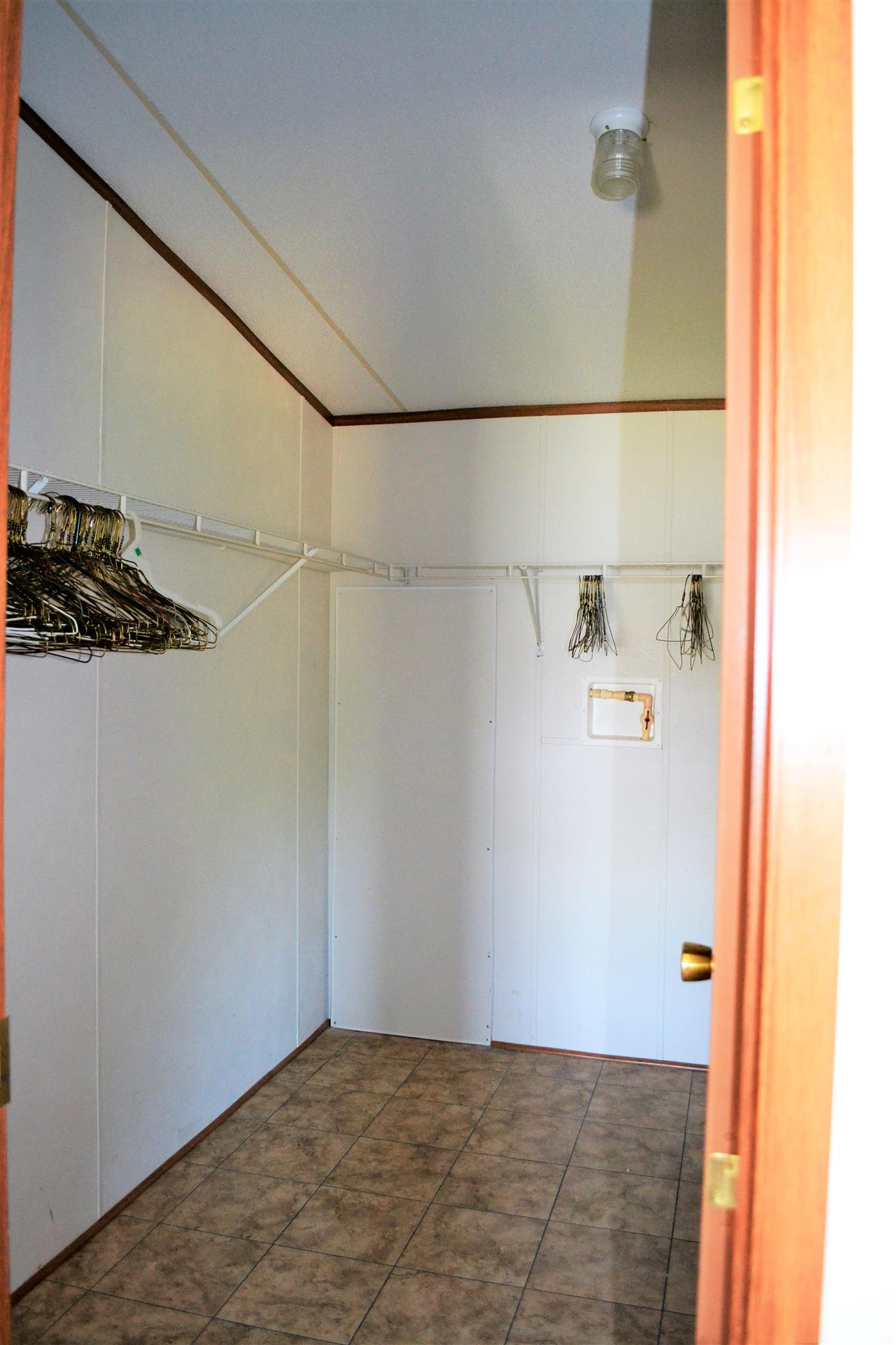220 Knob Creek Road Lawrenceburg, TN 38464 - Photo 9 of 19 a view of utility room