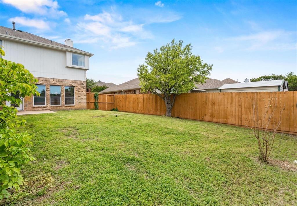 2922 Tree Line Road Garland, TX 75040 - Photo 5 of 31