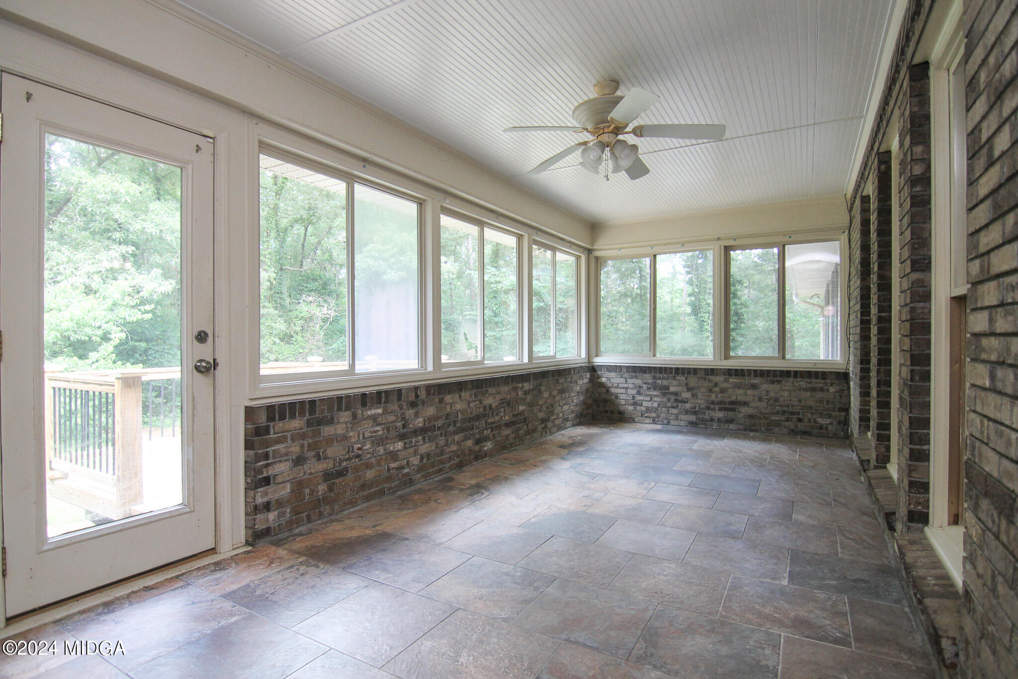 102 Nancy Place Bonaire, GA 31005 - Photo 39 of 48 a view of entryway and hall with a large window