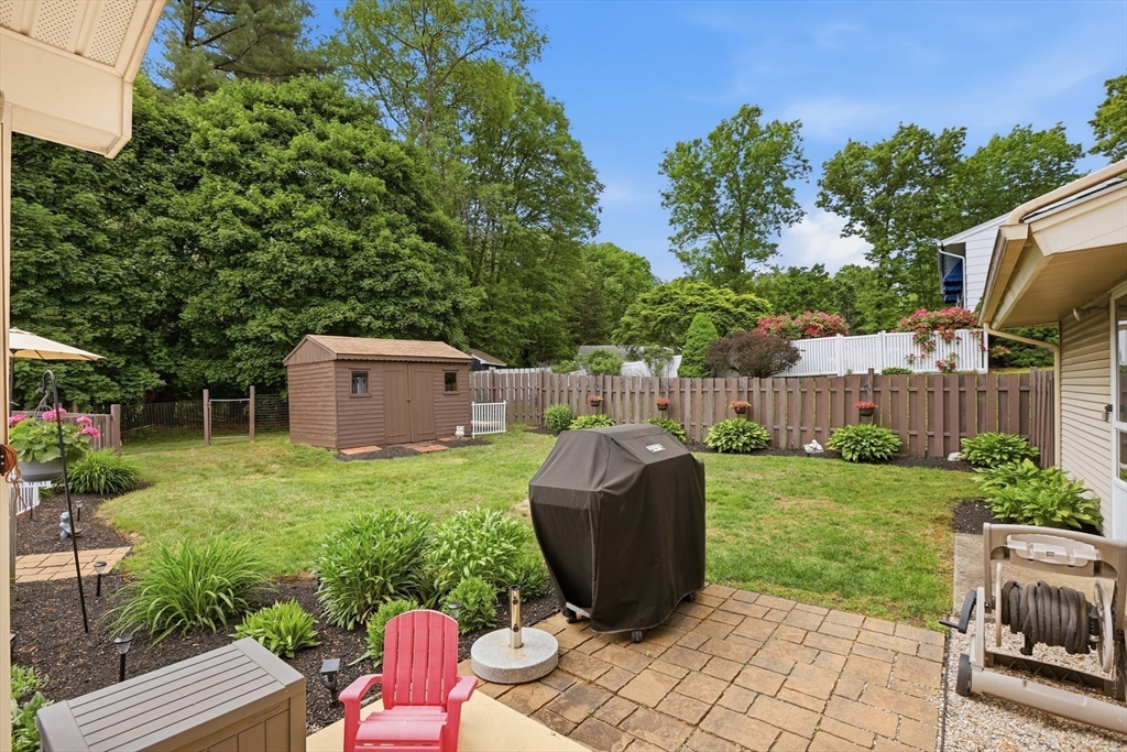 2 Alan Road Hudson, MA 01749 - Photo 36 of 42