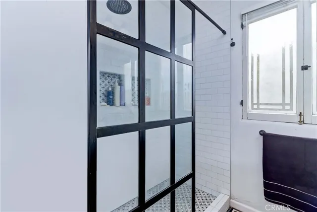 $1,799,000 | 390 Carroll, Long Beach, CA 90814