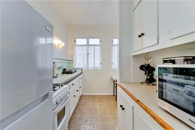 $1,799,000 | 390 Carroll, Long Beach, CA 90814