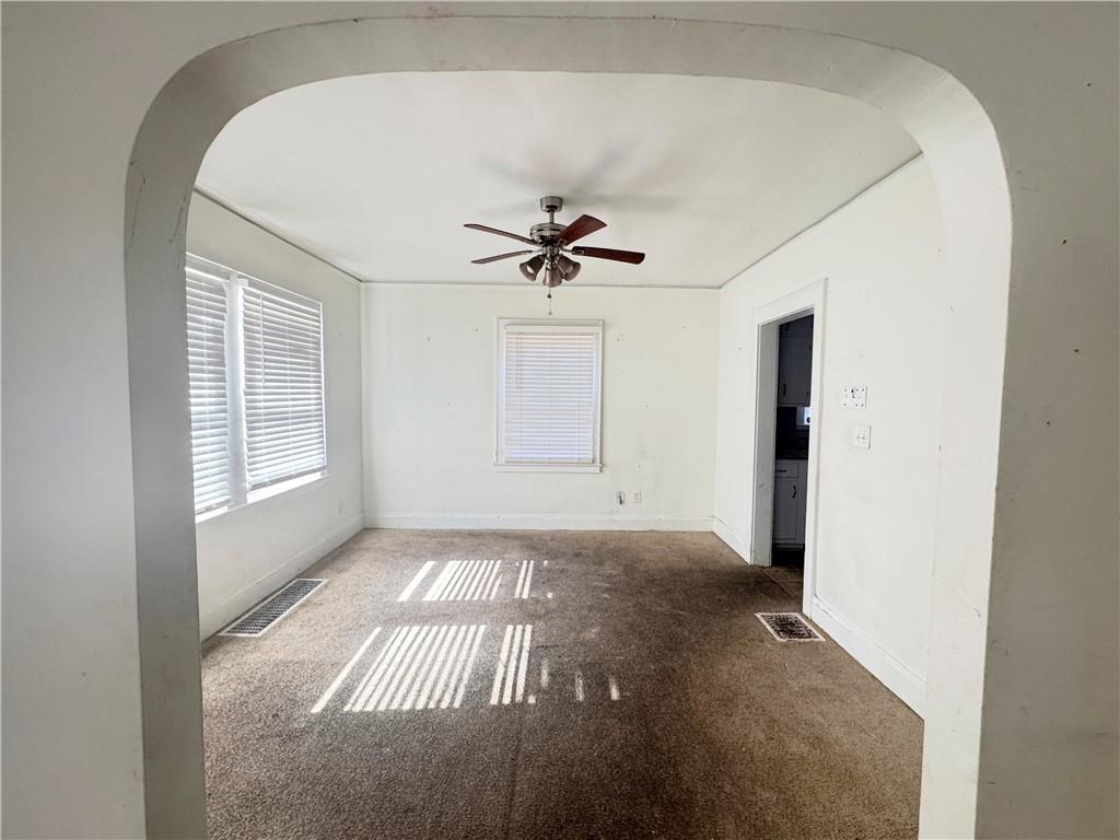 2079 Ben Hill Road Atlanta, GA 30344 - Photo 5 of 19 Gallery Image 5
