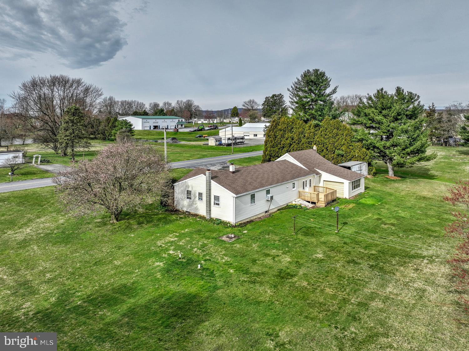 2046 Little Conestoga Road Elverson, PA 19520 - Photo 11 of 44 Gallery Image 11