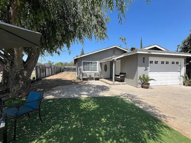 $395,000 | 2561 West Hatch Road, Modesto, CA 95358