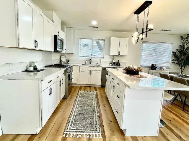 $395,000 | 2561 West Hatch Road, Modesto, CA 95358