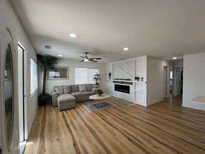 2561 West Hatch Road Modesto, CA 95358 - Photo 5 of 22