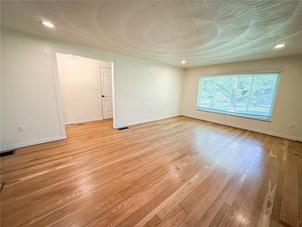 269 Crisswell Road Butler, PA 16002 - Photo 4 of 50 Gallery Image 4