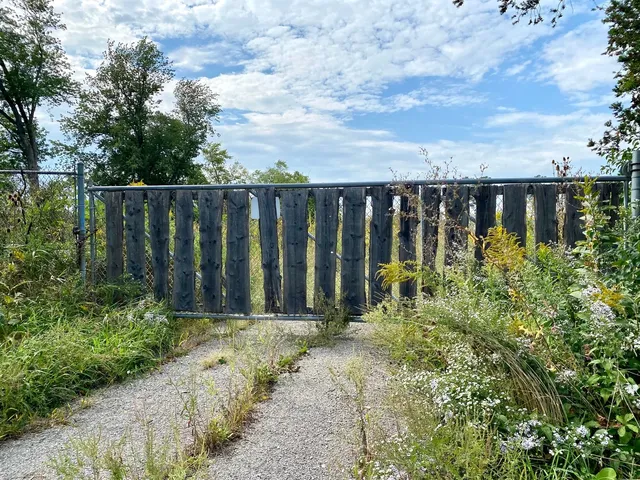 $875,000 | 28884 Highway 83, Mundelein, IL 60060