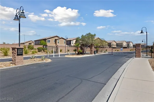 $430,000 | 6409 Dundock Avenue, Las Vegas, NV 89122