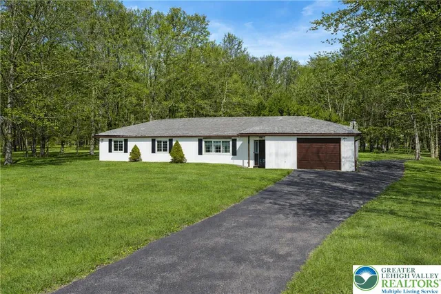 $420,000 | 50 Buckhill Road, Albrightsville, PA 18210