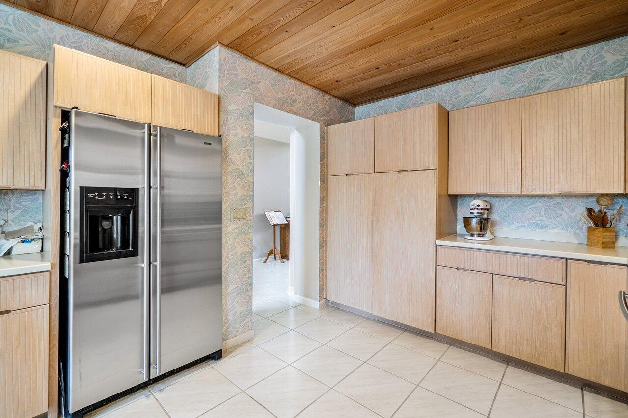 5799 Northwest 24th Terrace Boca Raton, FL 33496 - Photo 6 of 33 Kitchen