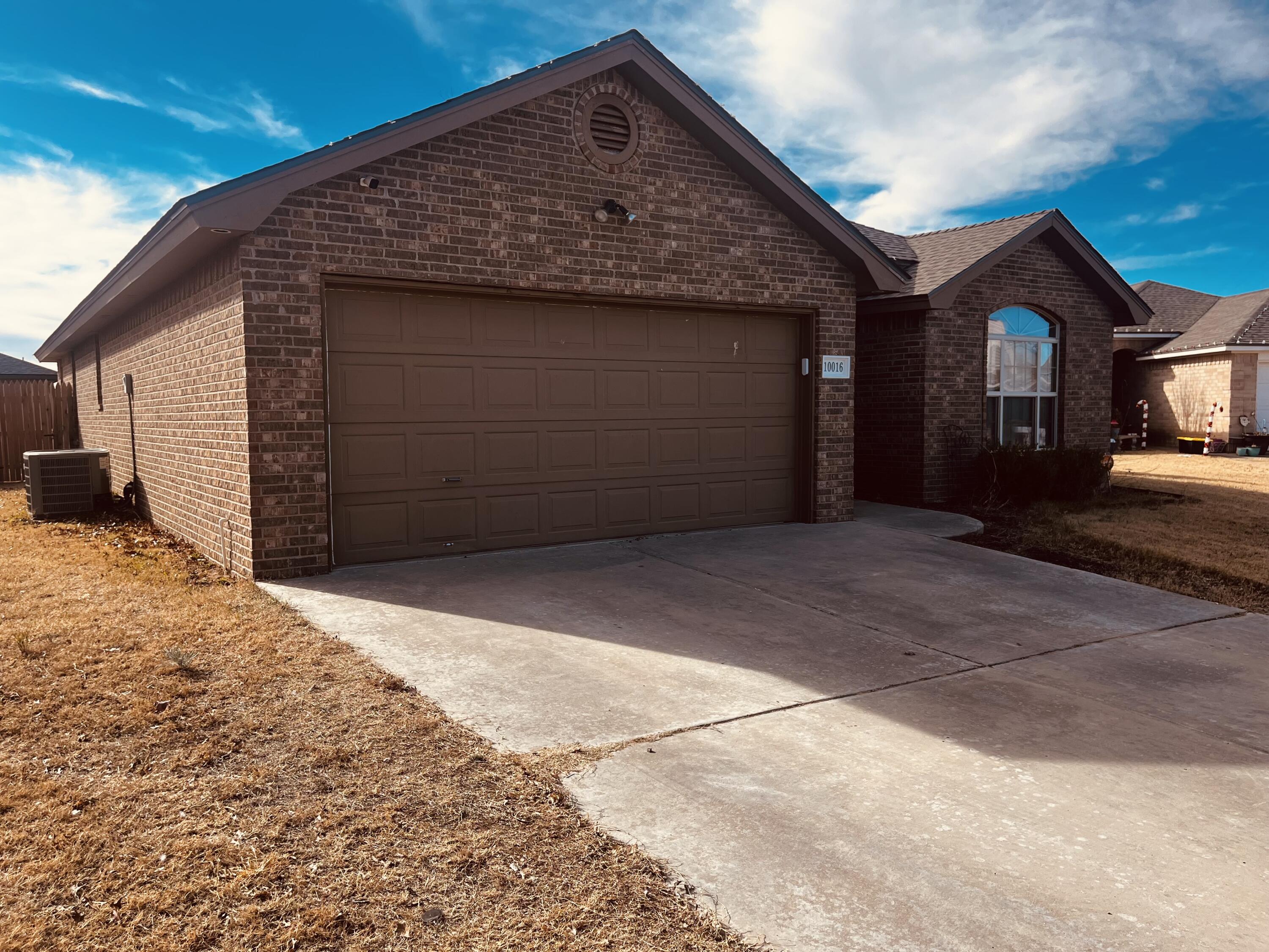 10016 Weatherford Avenue Lubbock, TX 79423 - Photo 28 of 29 a front view of a house