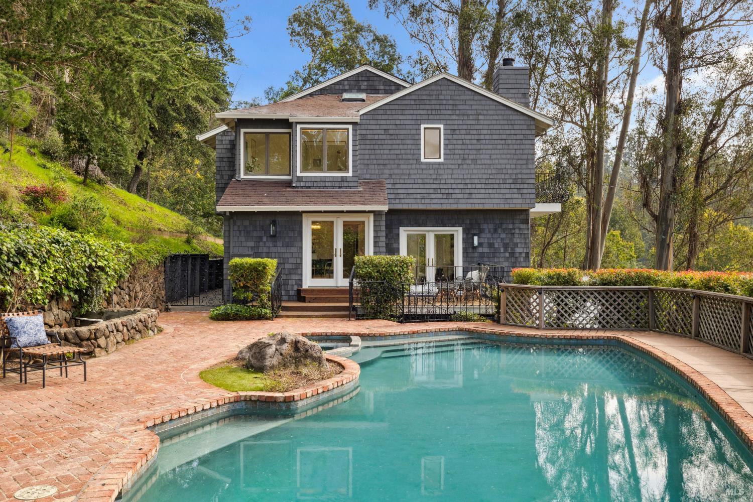 273 Locust Avenue San Rafael, CA 94901 - Photo 1 of 1 Gallery Image 1
