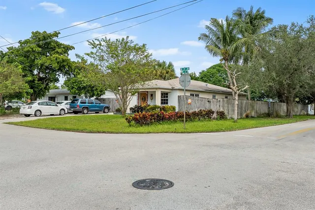 a view of a house with a swimming pool