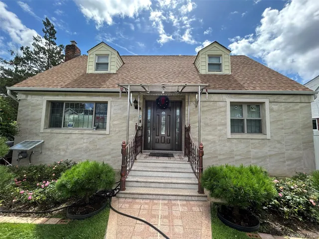 $1,380,000 | 42 Lahey Street, New Hyde Park, NY 11040