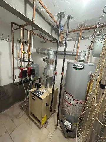 $1,380,000 | 42 Lahey Street, New Hyde Park, NY 11040