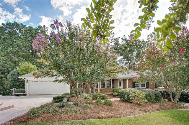 $319,900 | 1201 Lindale Drive, Asheboro, NC 27205