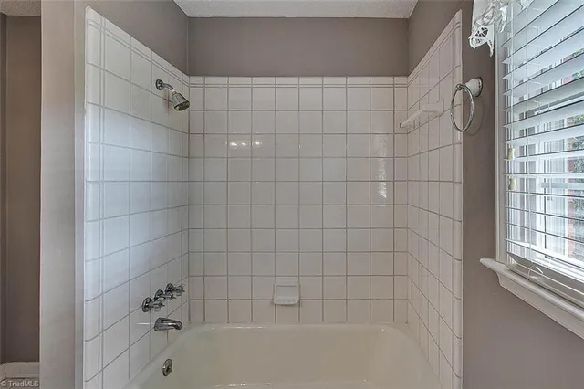 $319,900 | 1201 Lindale Drive, Asheboro, NC 27205