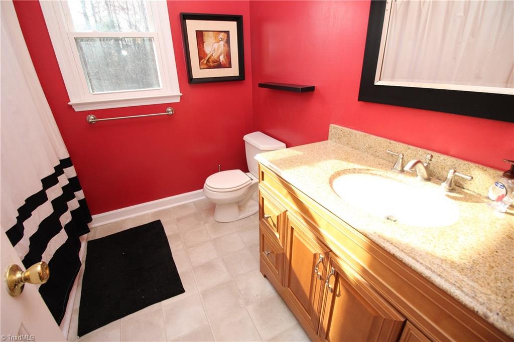 8416 Coachman Lane Rural Hall, NC 27045 - Photo 12 of 20 Gallery Image 12