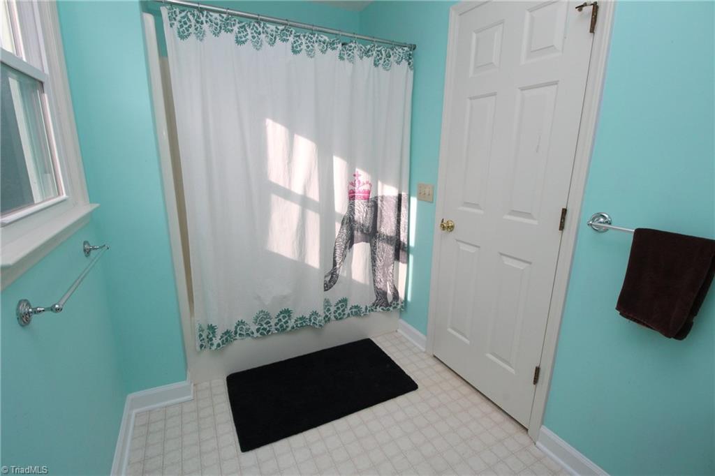8416 Coachman Lane Rural Hall, NC 27045 - Photo 14 of 20 Gallery Image 14