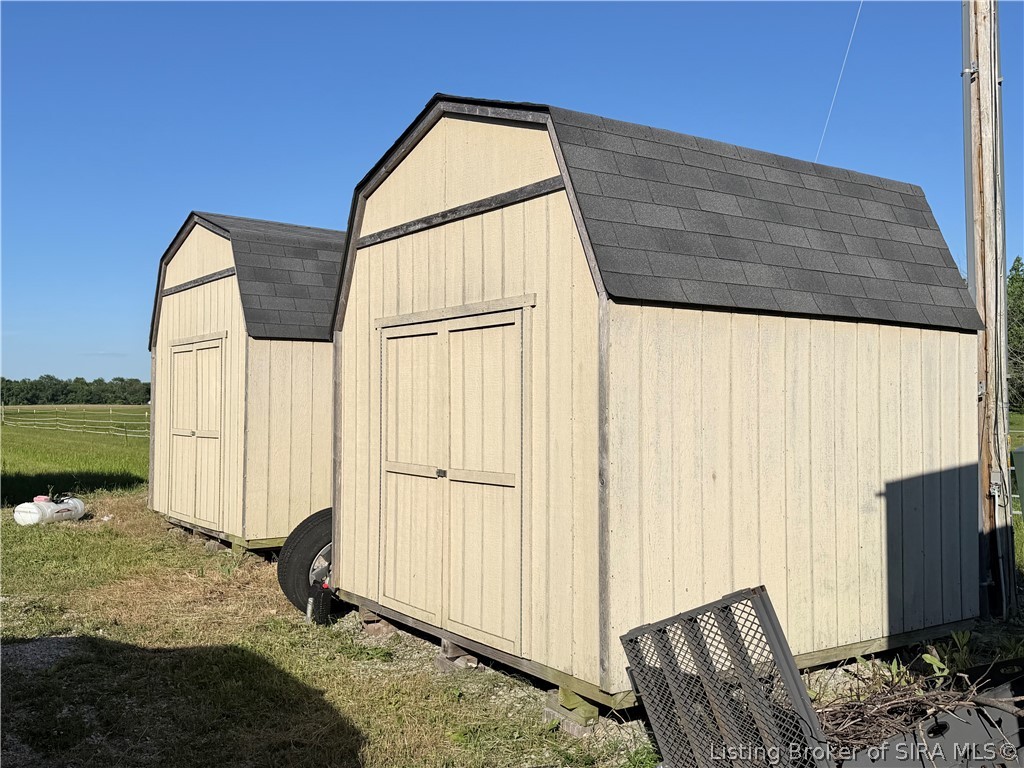 11318 Cortner Road Marysville, IN 47141 - Photo 31 of 43 10'x10' sheds