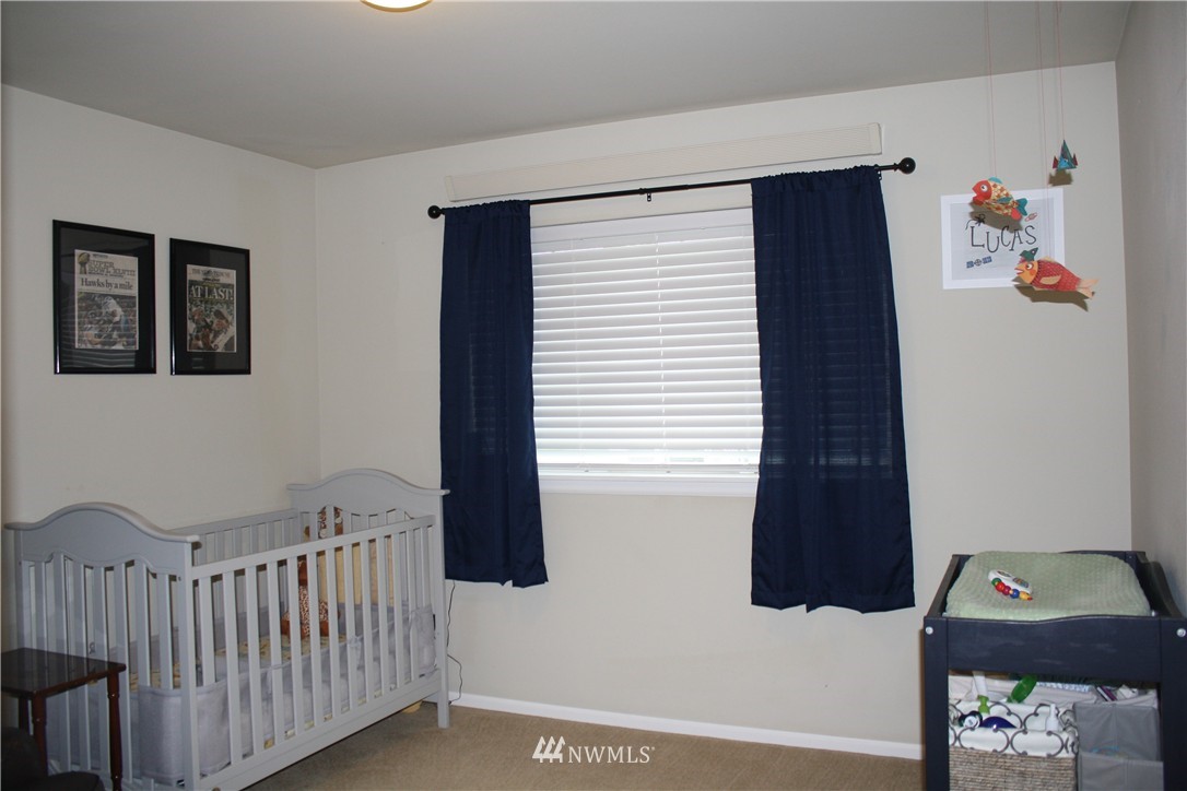 4426 Roxanna Loop Southeast Lacey, WA 98503 - Photo 8 of 12 Gallery Image 8
