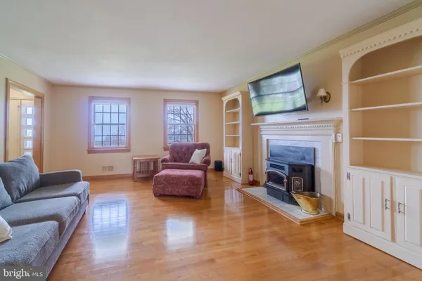 $700,000 | 5903 Jefferson Boulevard, Frederick, MD 21703
