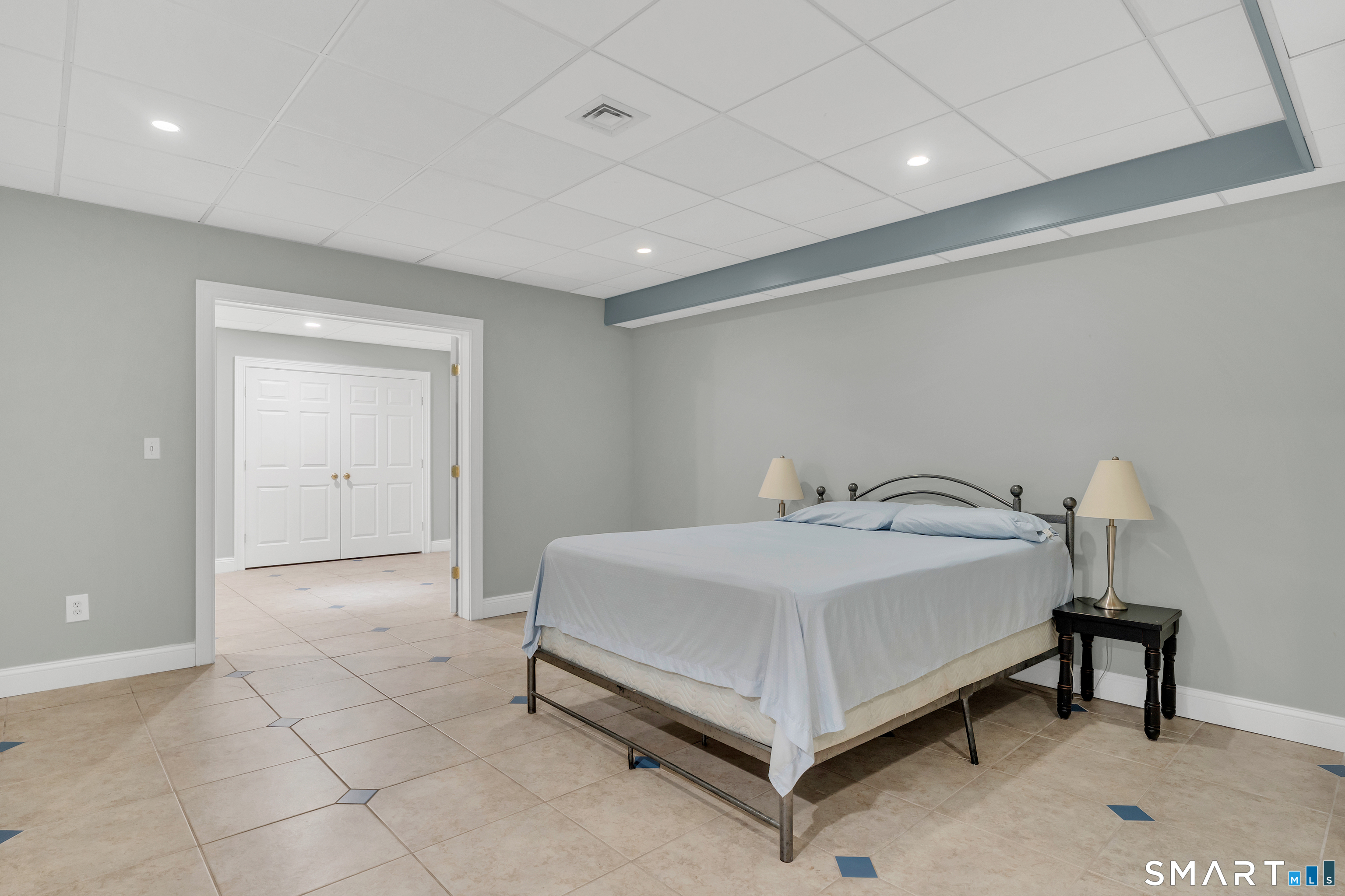 141 Putting Green Road Trumbull, CT 06611 - Photo 37 of 40