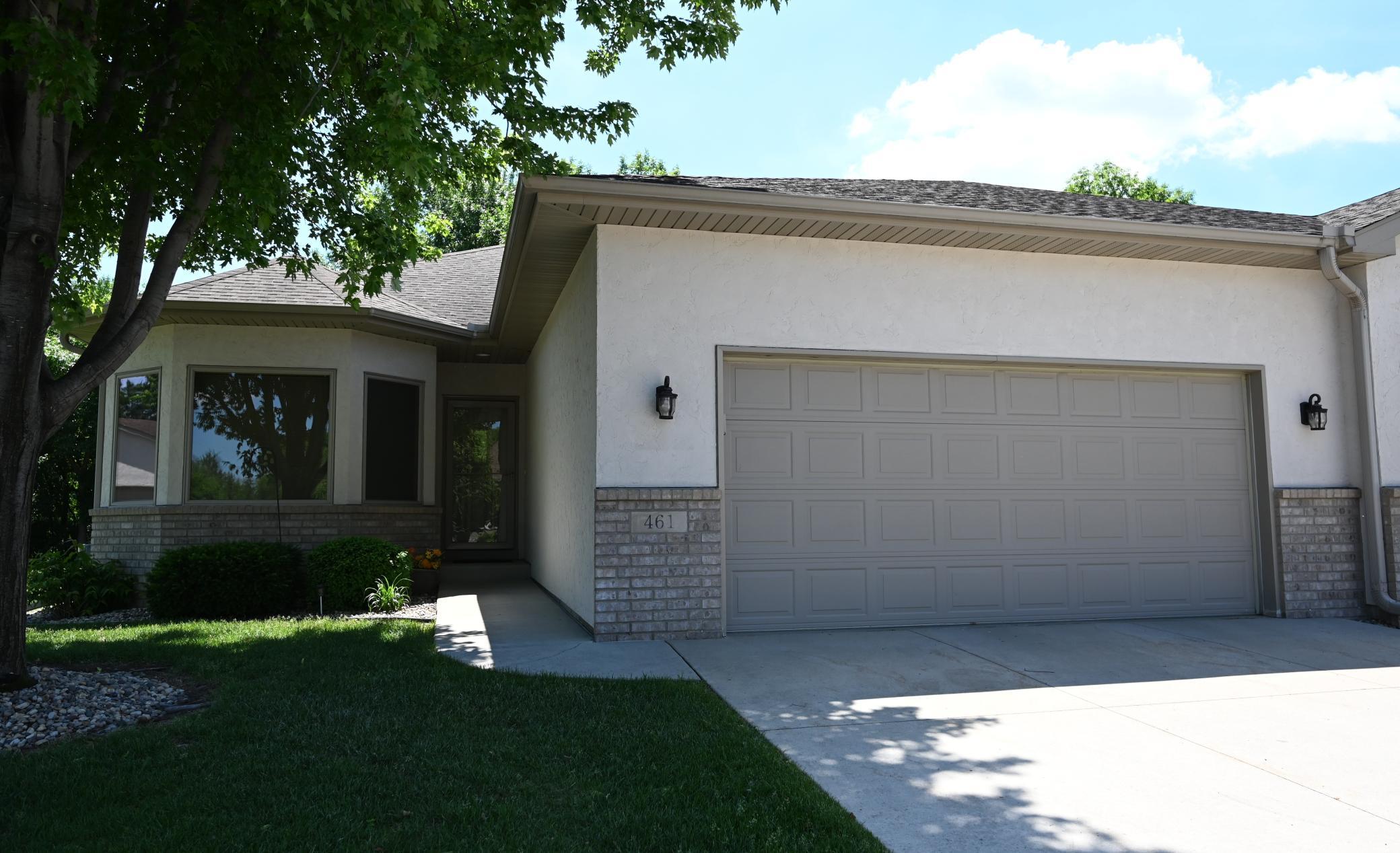 461 Roundhouse Street Shakopee, MN 55379 - Photo 1 of 21