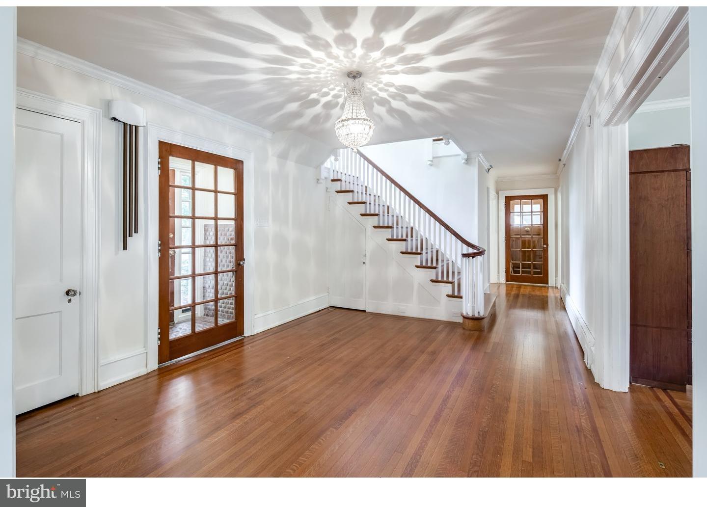 509 Warwick Road Haddonfield, NJ 08033 - Photo 2 of 24 Gallery Image 2