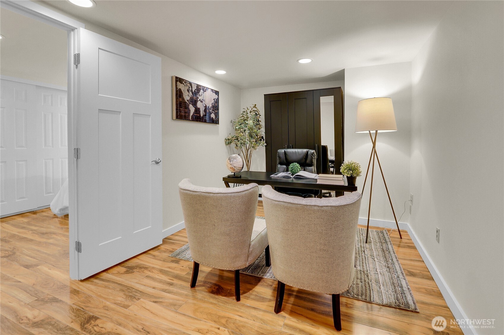 4209 South Lucile Street Seattle, WA 98118 - Photo 15 of 32