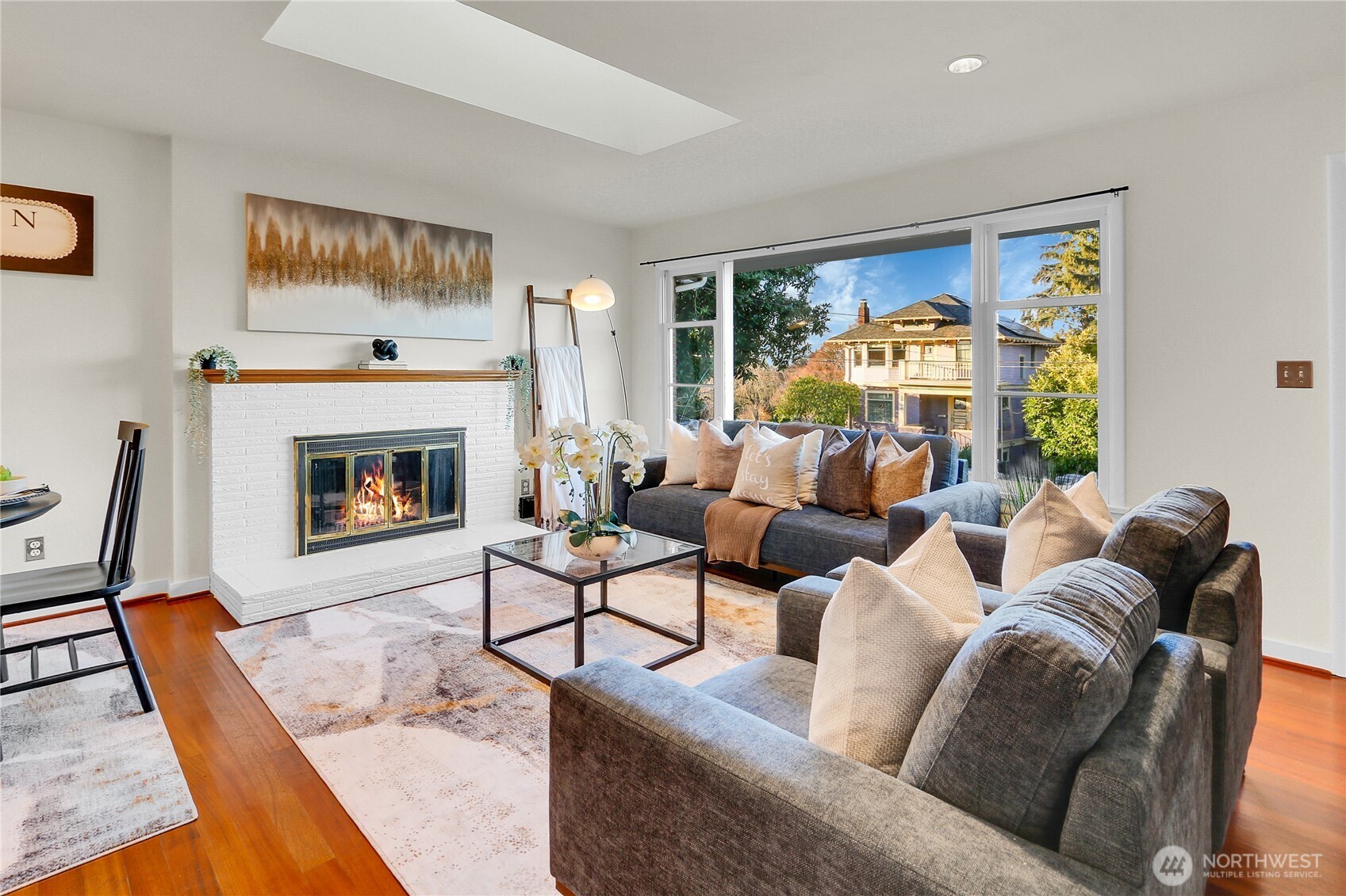 4209 South Lucile Street Seattle, WA 98118 - Photo 3 of 32